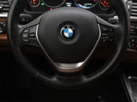 BMW 320 2 120kW thumbnail