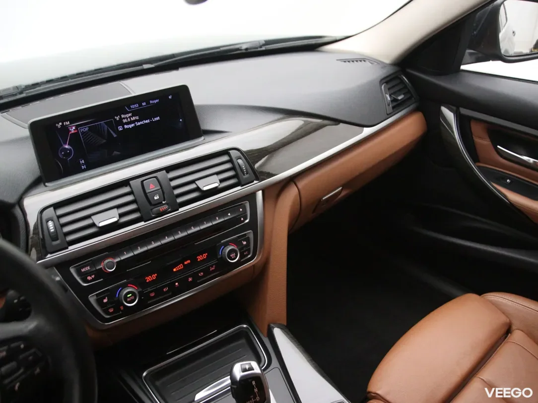 BMW 320 2 120kW
