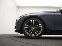 BMW 320 2 120kW thumbnail