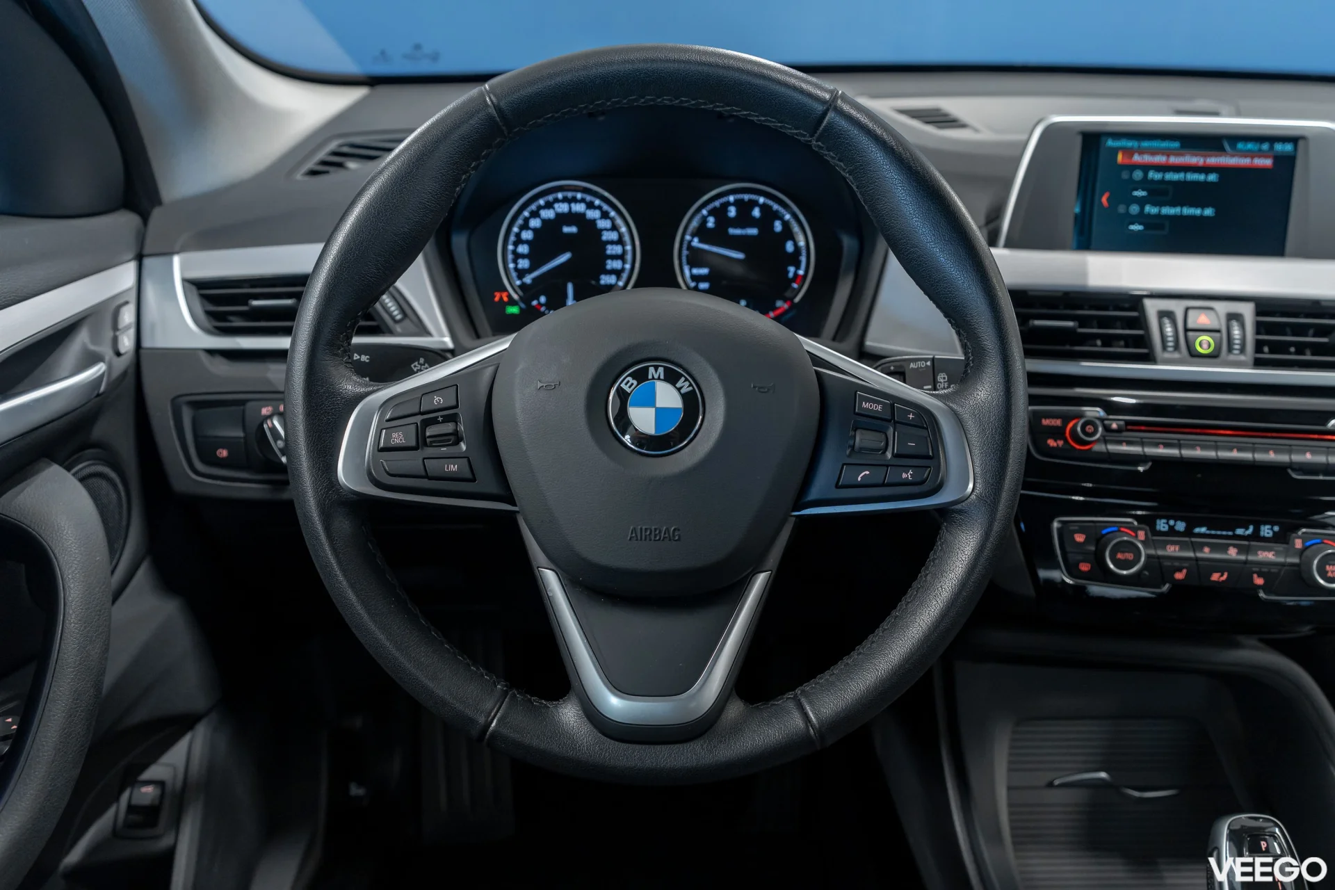 BMW X1 sDrive18i 1.5 100kW