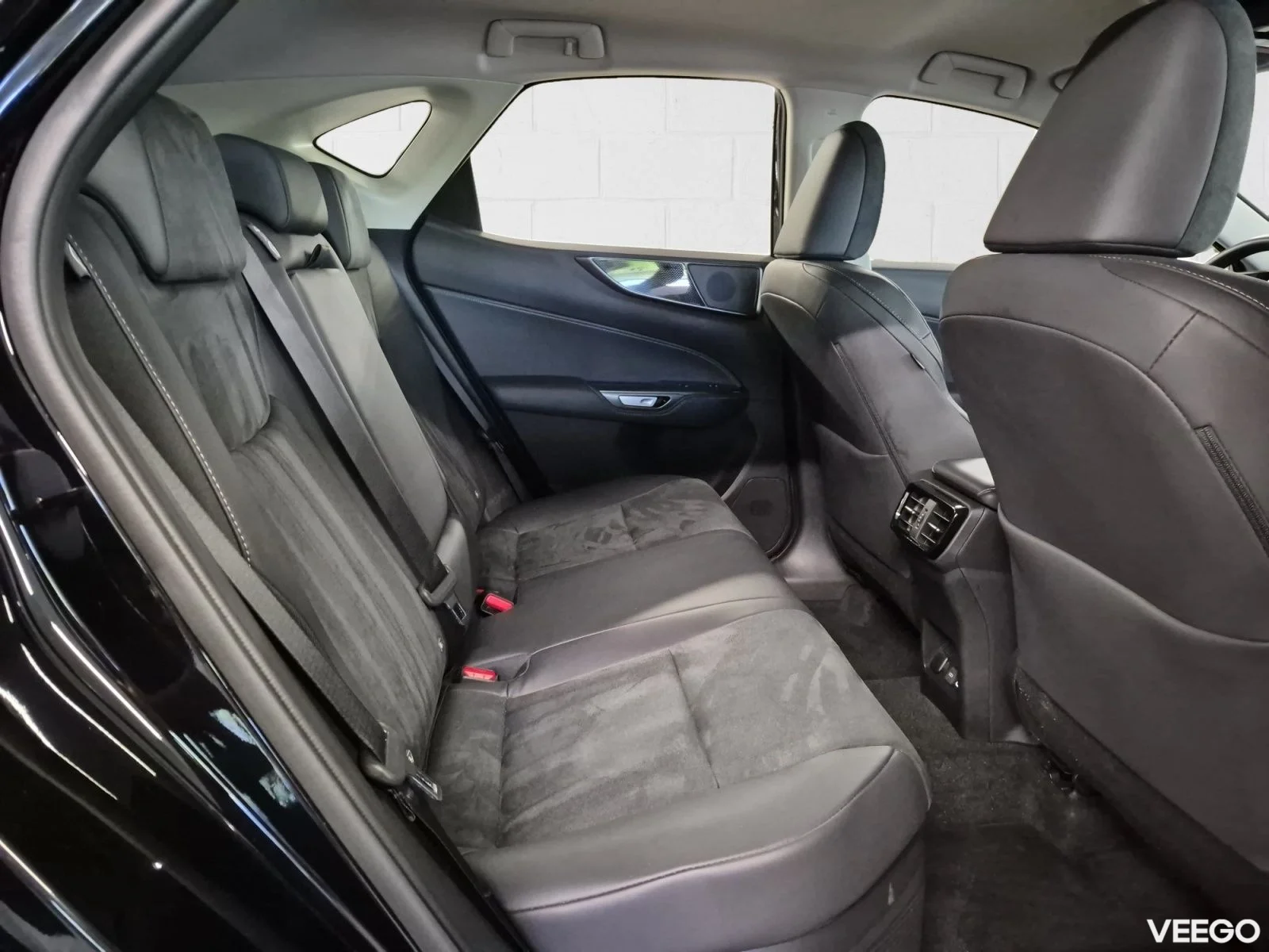 Lexus NX Comfort 2.5 140kW
