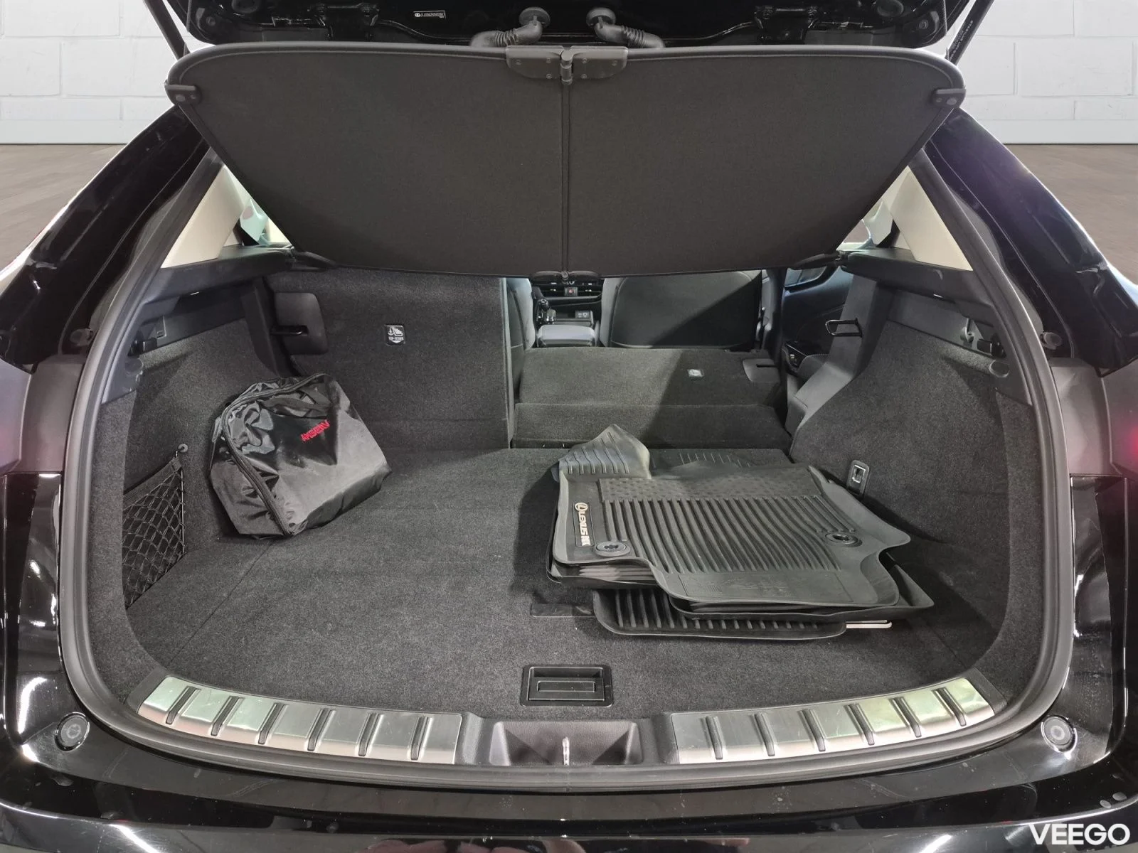 Lexus NX Comfort 2.5 140kW