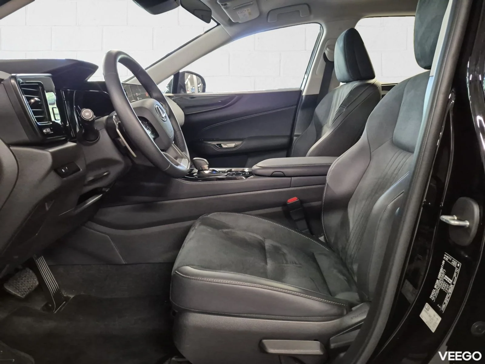 Lexus NX Comfort 2.5 140kW