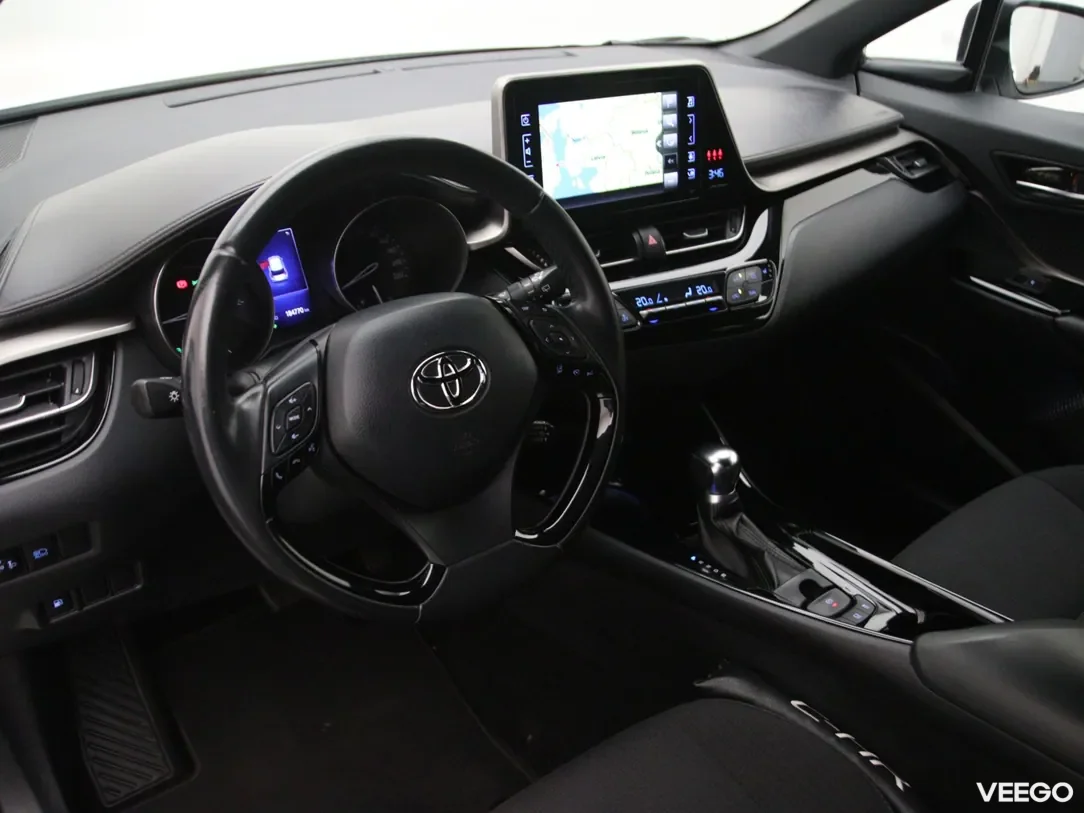 Toyota C-HR 1.8 90kW
