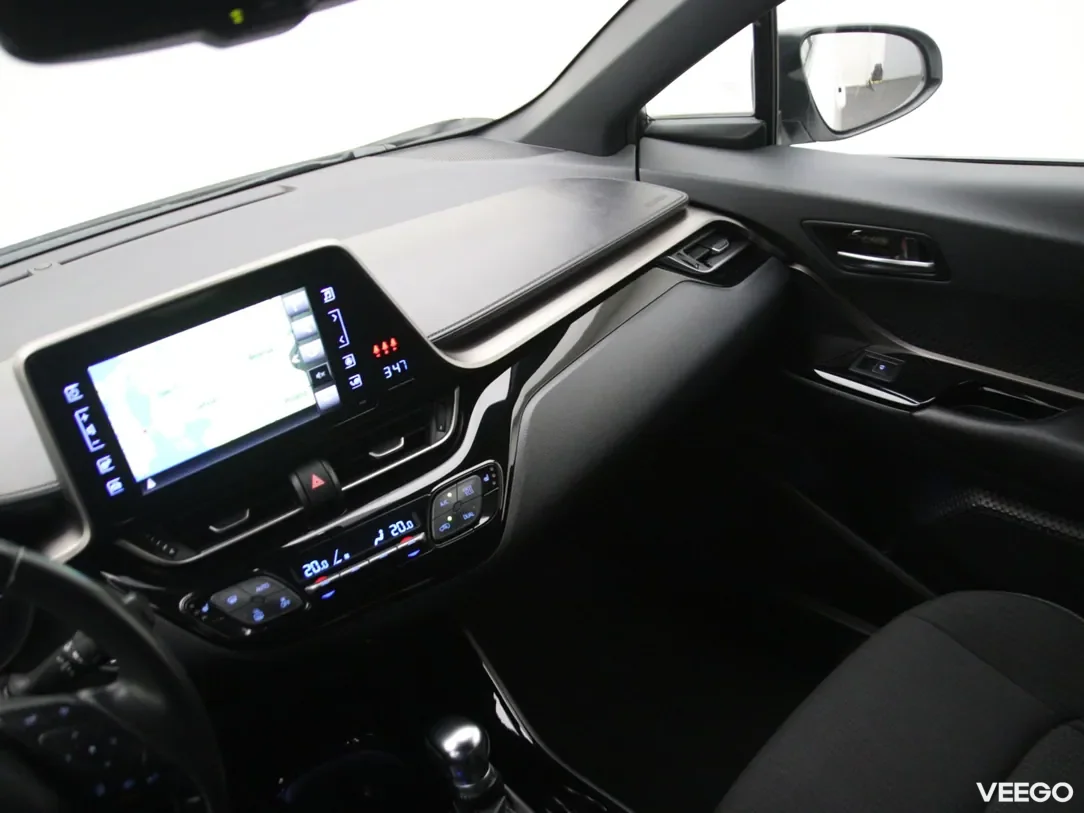 Toyota C-HR 1.8 90kW