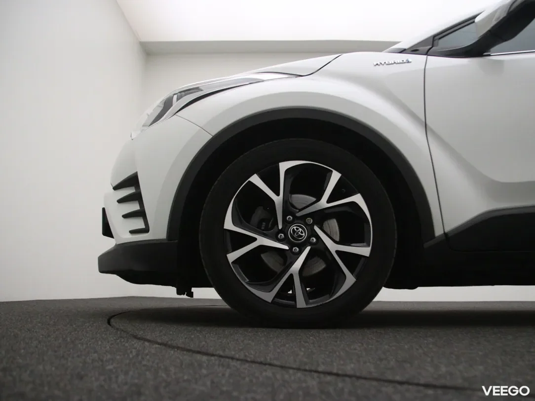 Toyota C-HR 1.8 90kW
