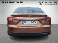 Toyota Camry 137kW thumbnail