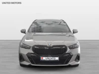 BMW 520 d xDrive Touring M Sport Drag H/K Rattvärme 0kW thumbnail