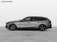 BMW 520 d xDrive Touring M Sport Drag H/K Rattvärme 0kW thumbnail