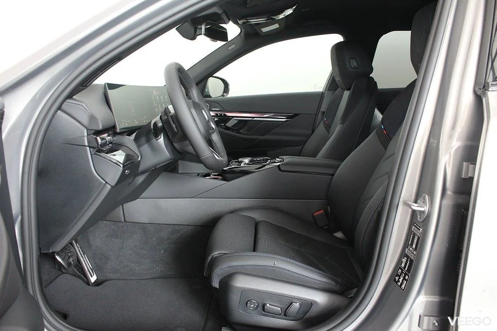 BMW 520 d xDrive Touring M Sport Drag H/K Rattvärme 0kW