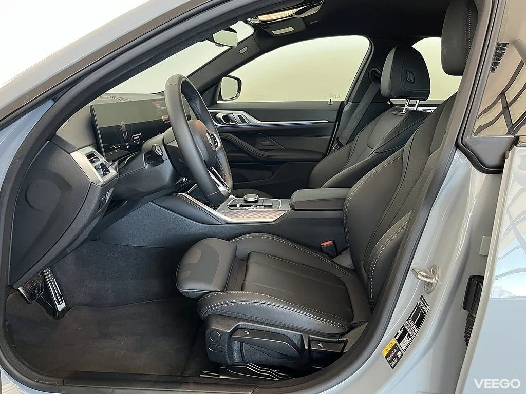 BMW i4 eDrive40 M Sport 18" Rattvärme Drag Drive/Park Assist 0kW