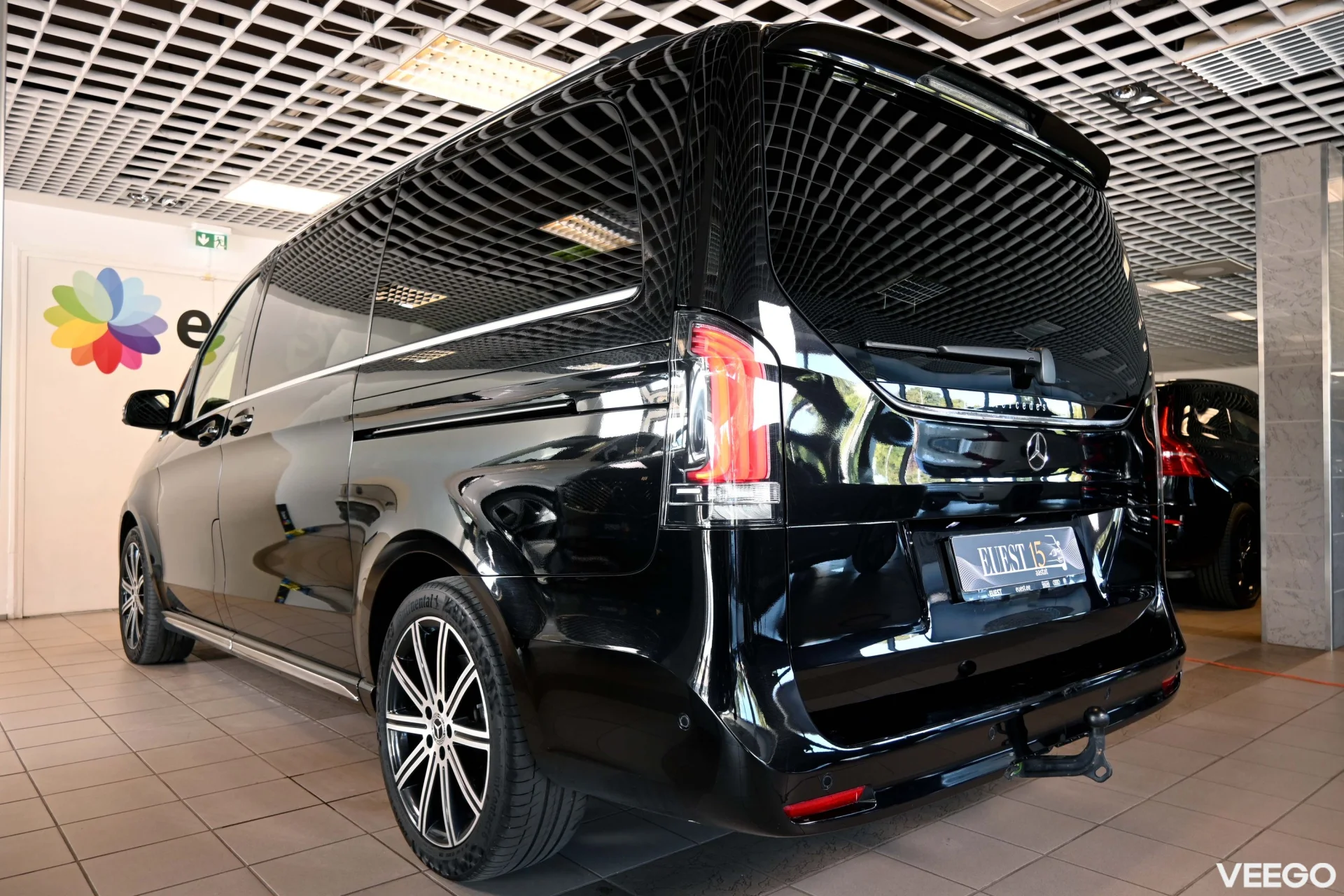 Mercedes-Benz V300 4MATIC BURMESTER LONG EXCLUSIVE FACELIFT 2 174kW