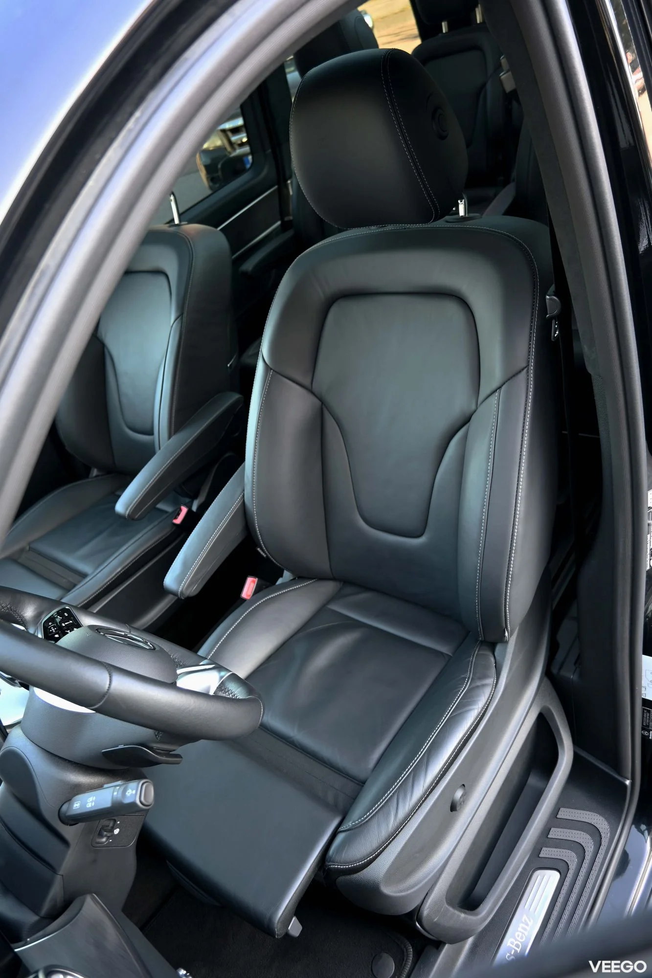 Mercedes-Benz V300 4MATIC BURMESTER LONG EXCLUSIVE FACELIFT 2 174kW