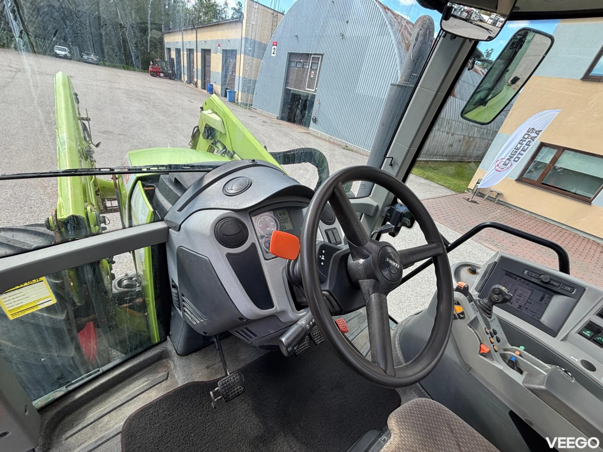 Claas Arion 650 156kW