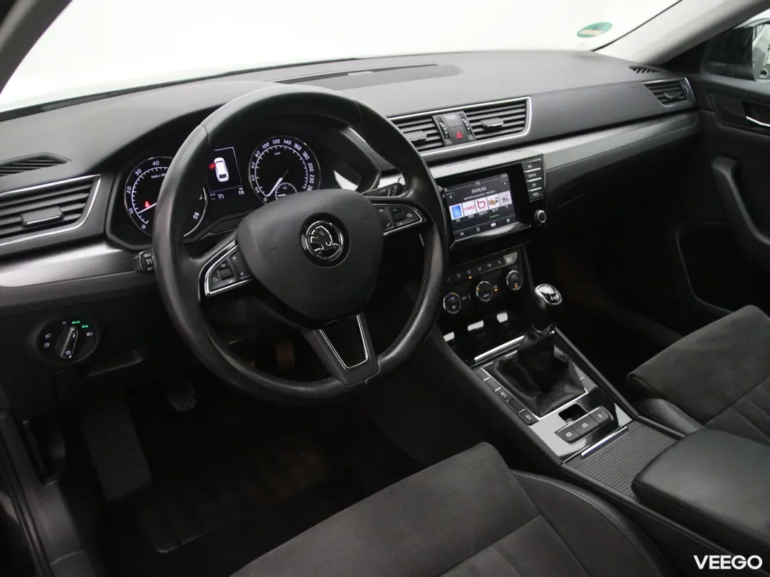 Skoda Superb 1.4 110kW