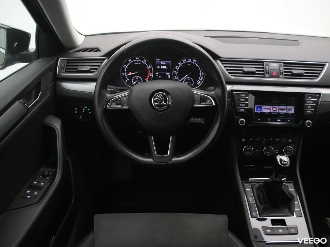 Skoda Superb 1.4 110kW