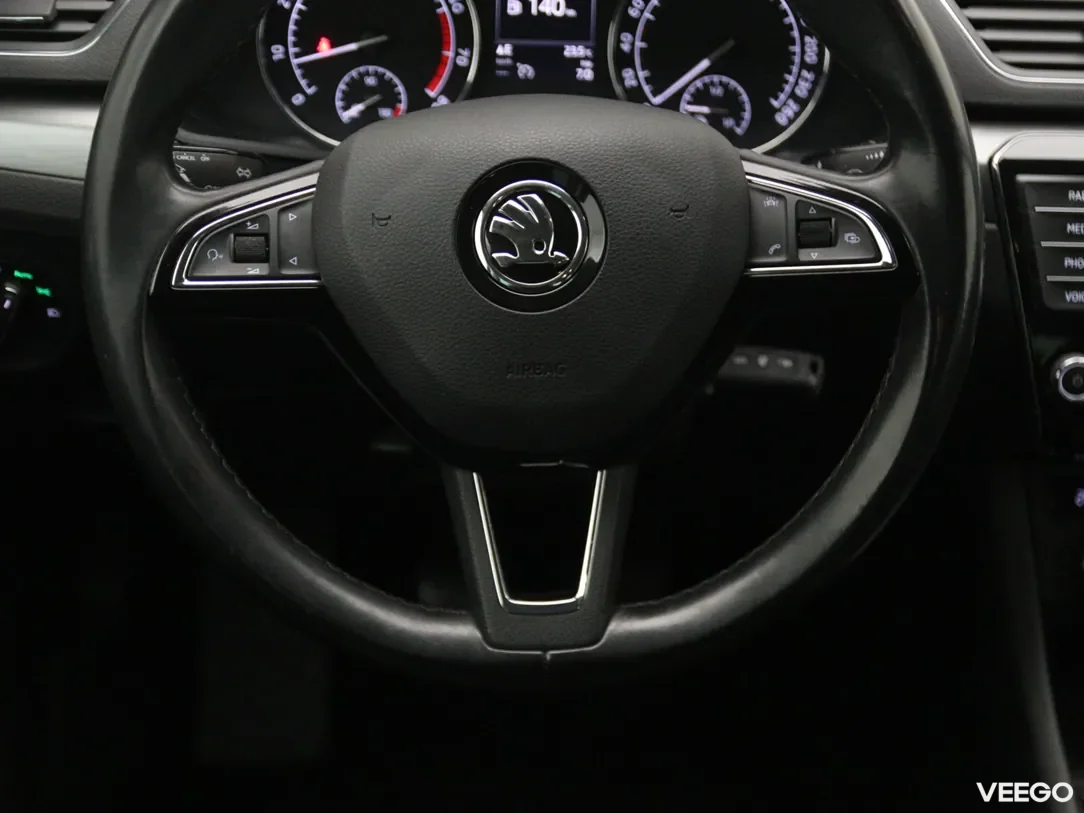 Skoda Superb 1.4 110kW