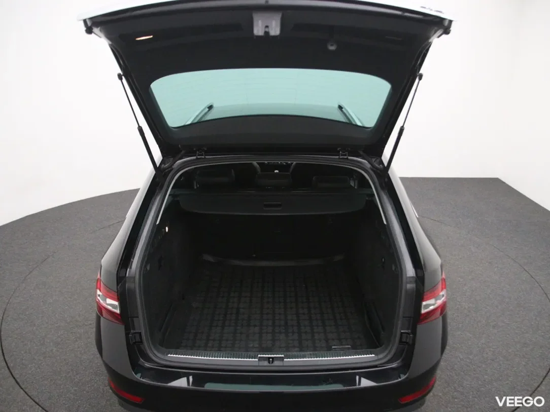 Skoda Superb 1.4 110kW