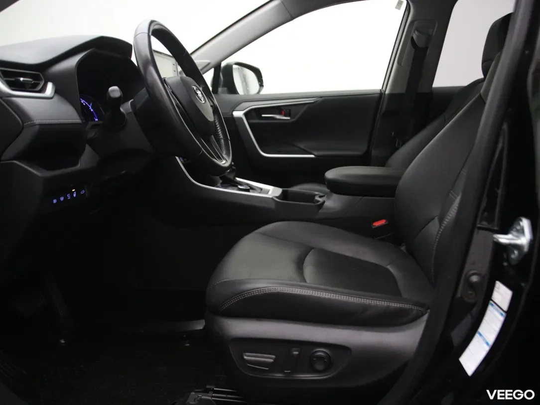 Toyota RAV4 2.5 164kW