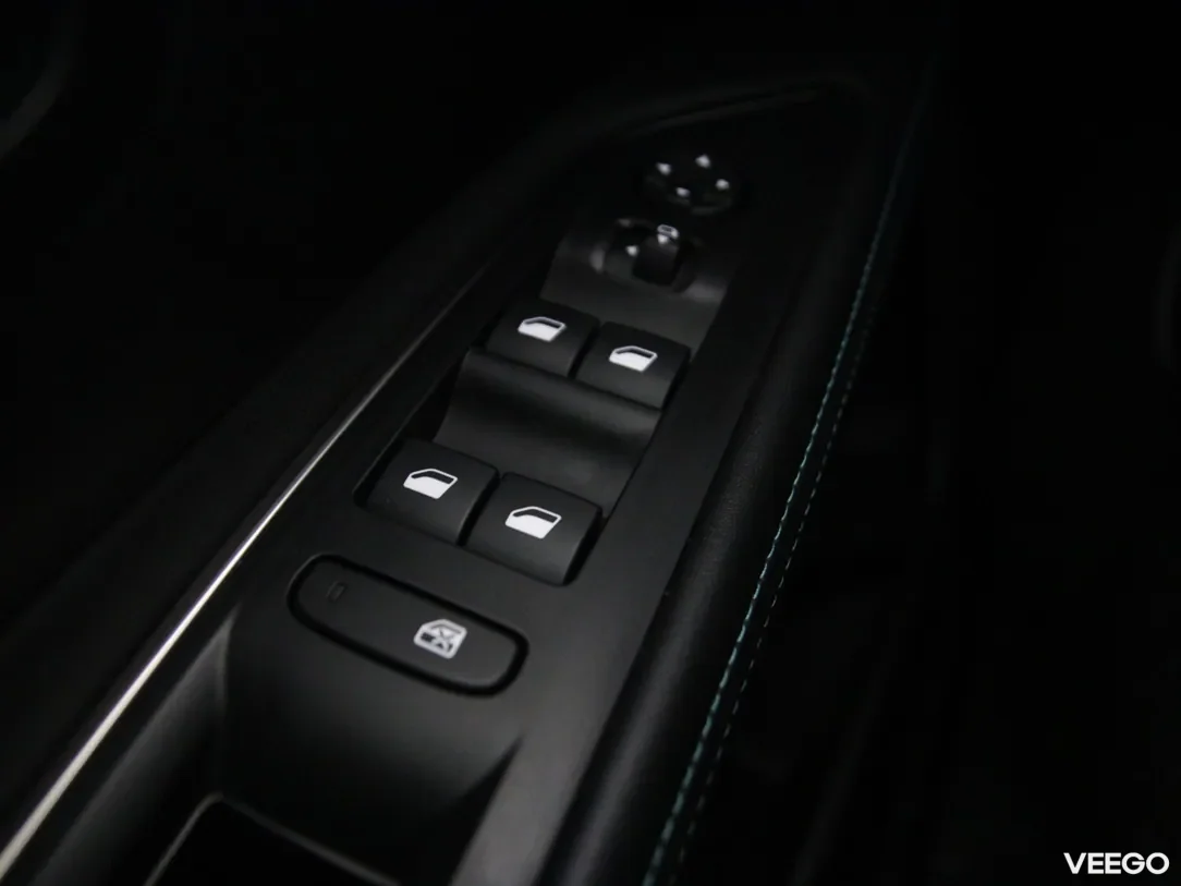 Peugeot 5008 1.2 96kW