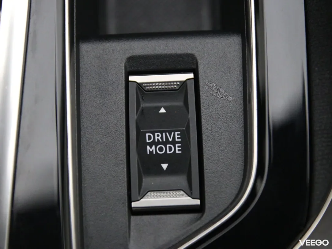 Peugeot 5008 1.2 96kW