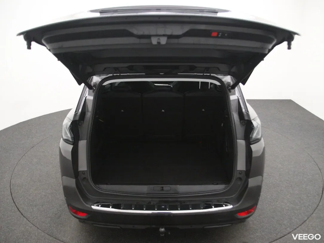 Peugeot 5008 1.2 96kW
