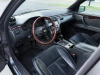 Mercedes-Benz E300 OM606 3.0 140kW thumbnail