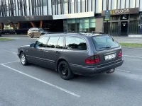 Mercedes-Benz E300 OM606 3.0 140kW thumbnail