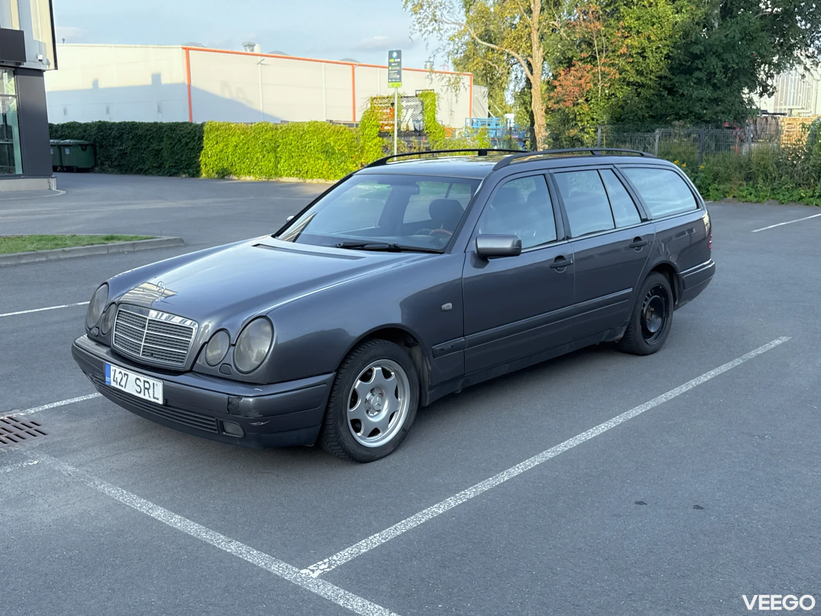 Mercedes-Benz E300 OM606 3.0 140kW