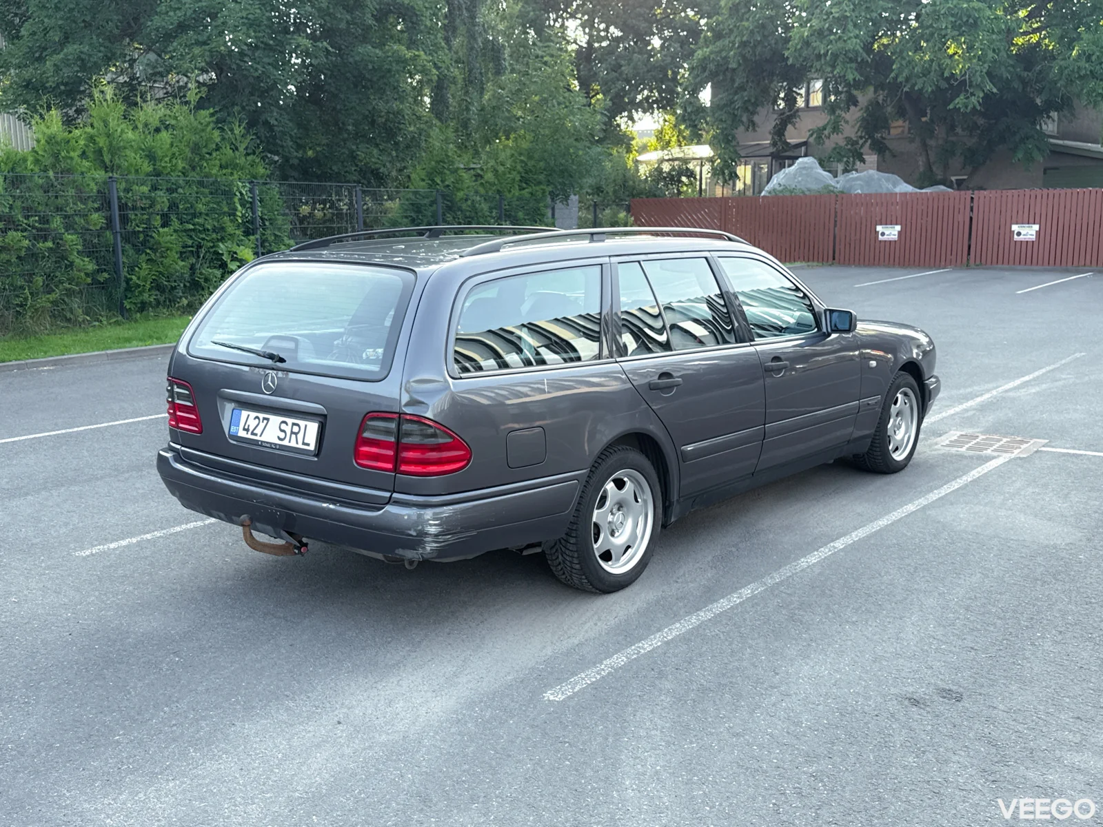 Mercedes-Benz E300 OM606 3.0 140kW