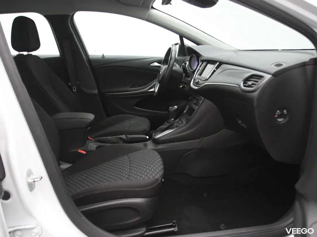 Opel Astra 1.4 107kW