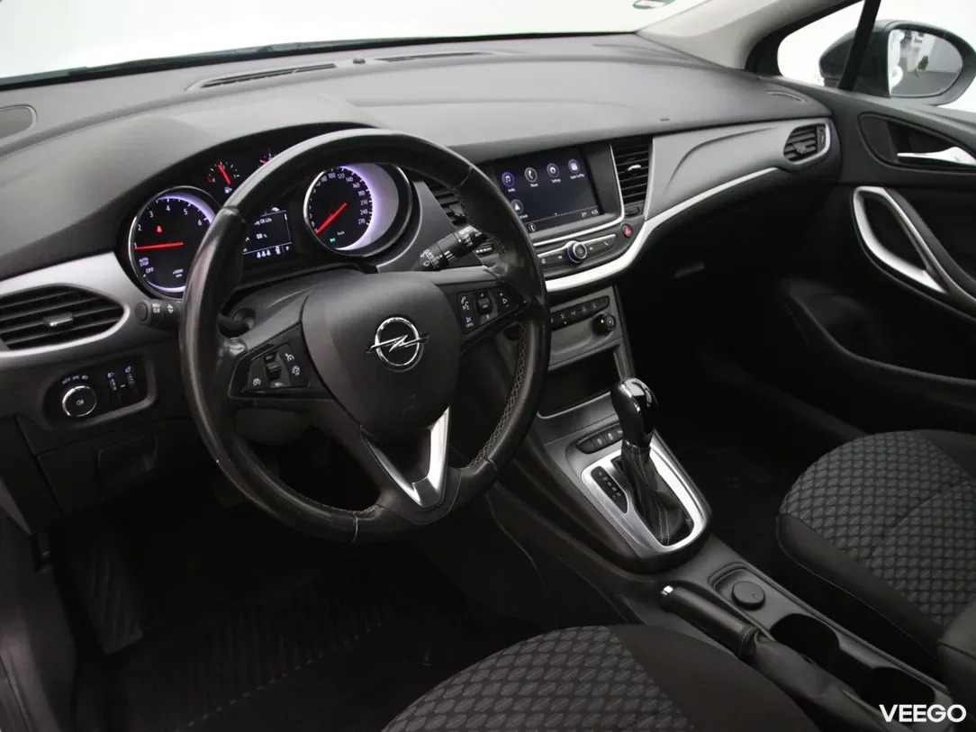 Opel Astra 1.4 107kW