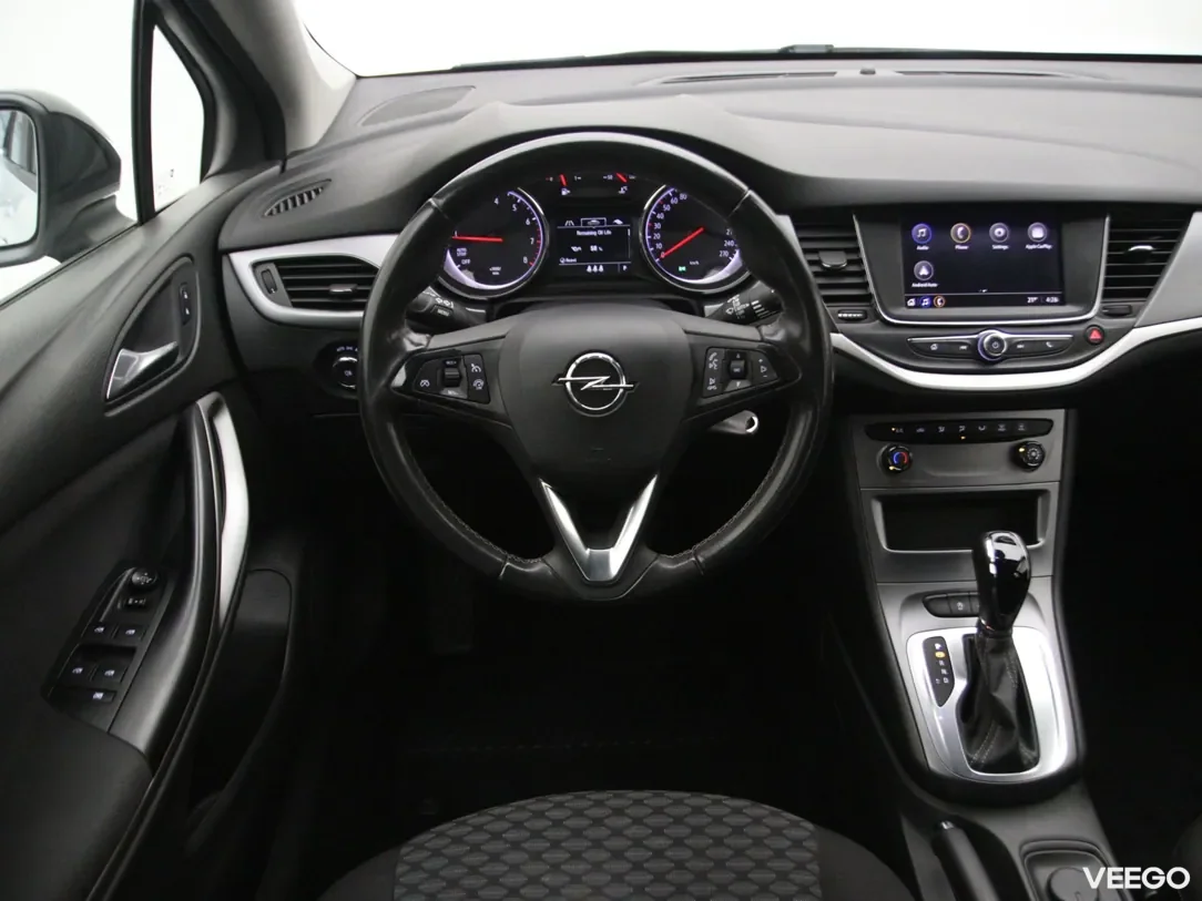 Opel Astra 1.4 107kW