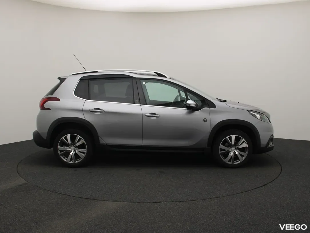 Peugeot 2008 1.2 96kW