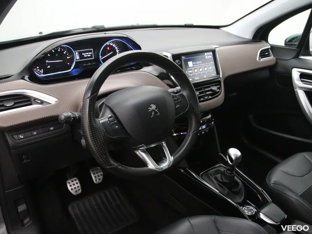 Peugeot 2008 1.2 96kW