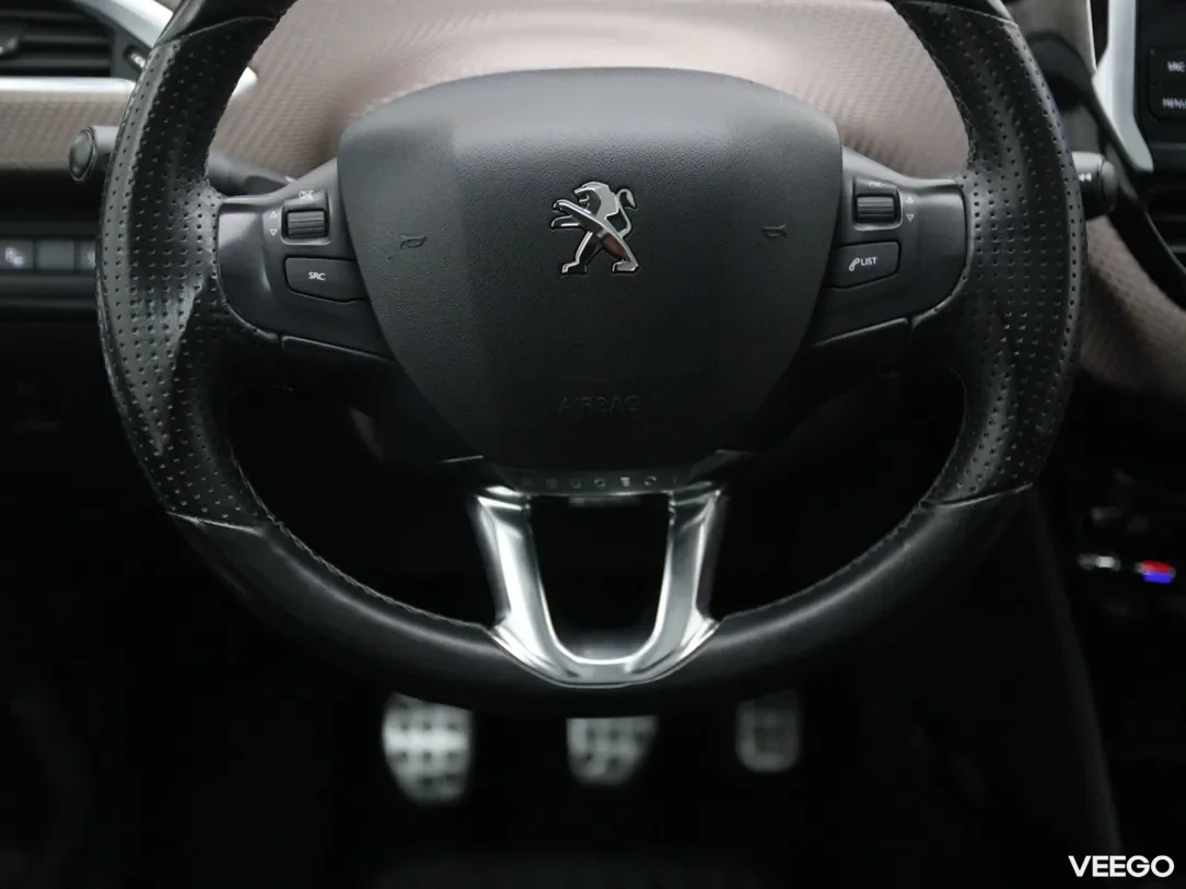 Peugeot 2008 1.2 96kW