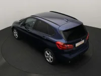 BMW 218 2 110kW thumbnail