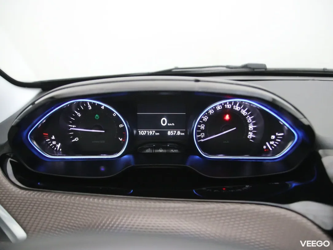 Peugeot 2008 1.2 96kW