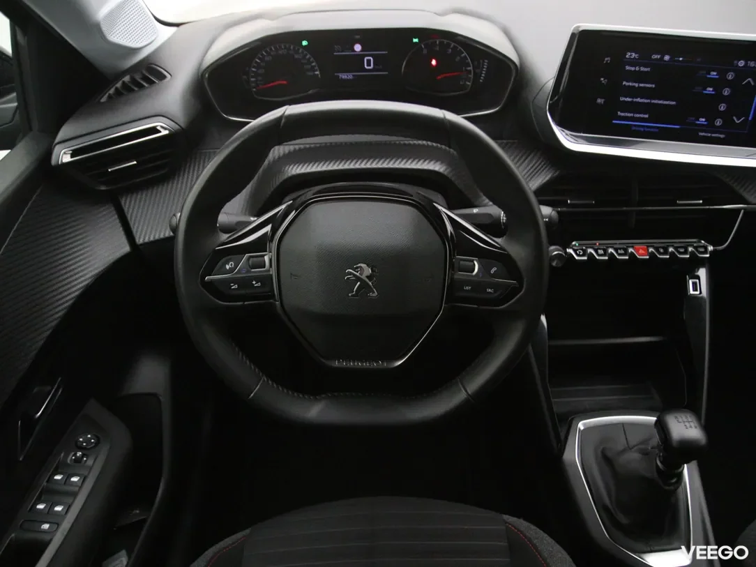 Peugeot 208 1.2 74kW