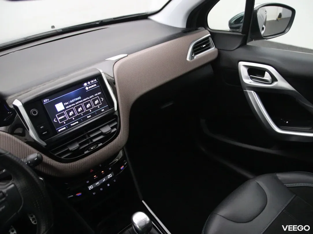 Peugeot 2008 1.2 96kW