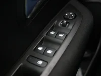 Peugeot 208 1.2 74kW thumbnail