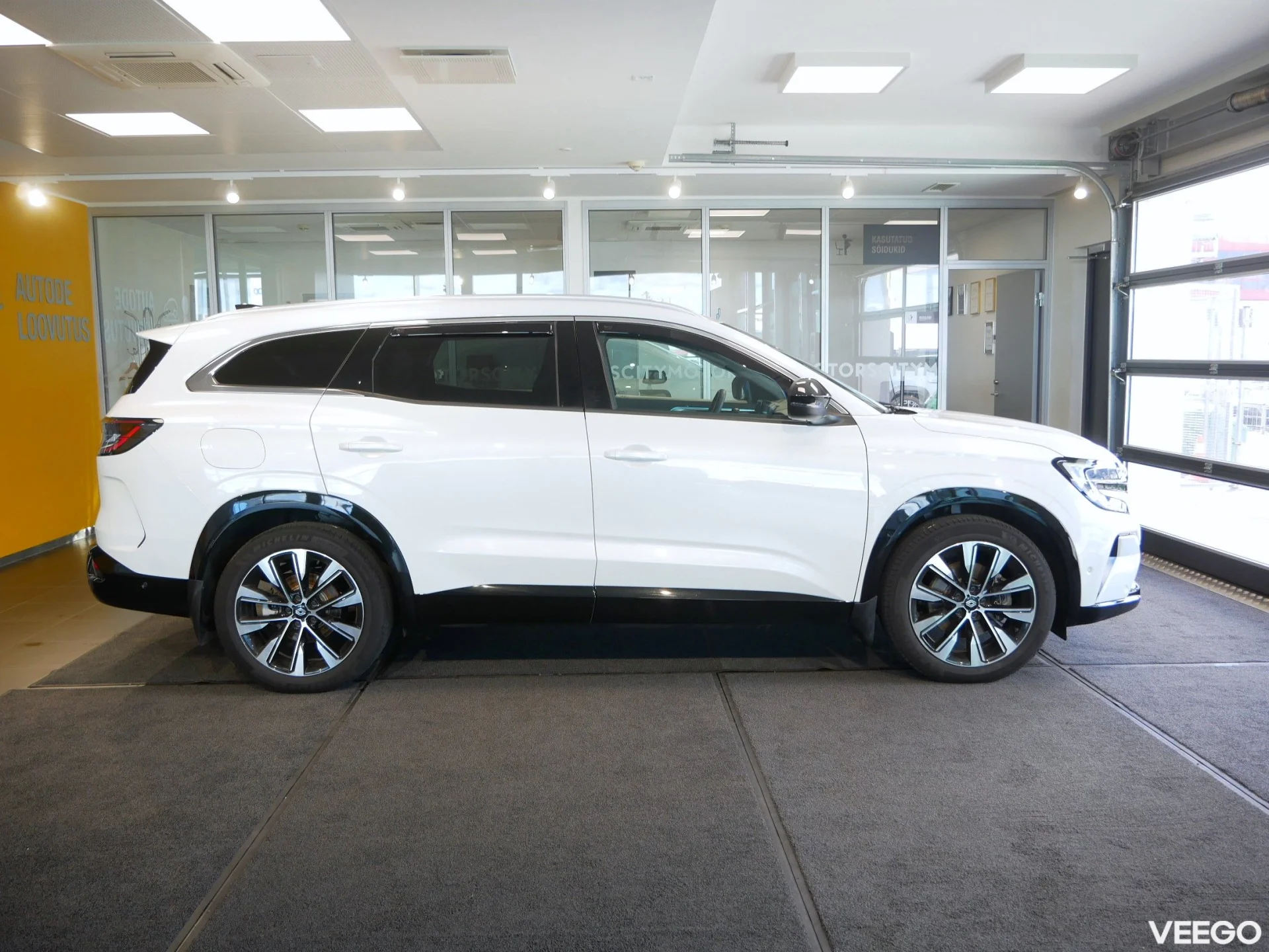 Renault Espace Techno 1.2 127kW