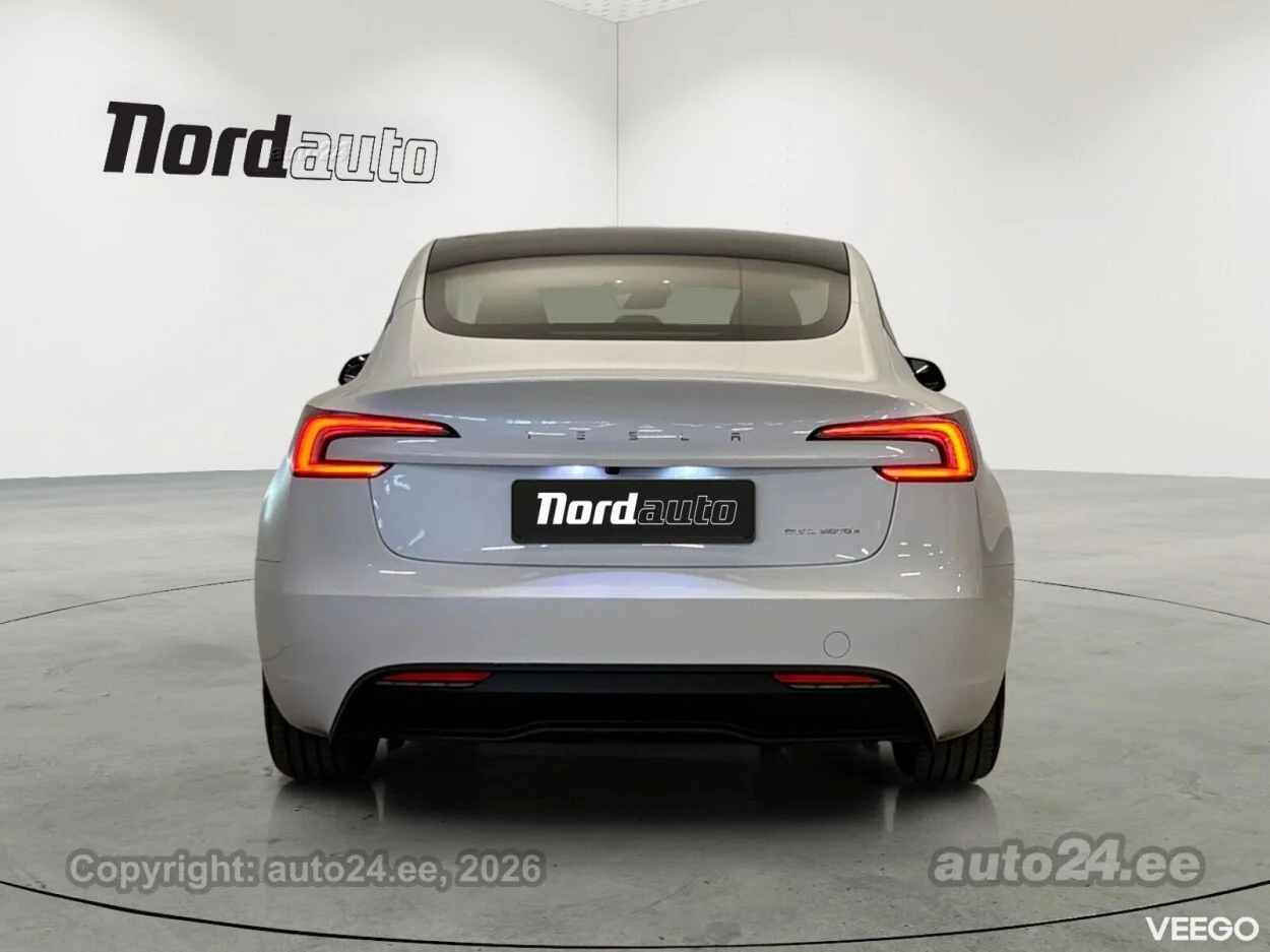 Tesla Model 3 Dual Motor Long Range 366kW