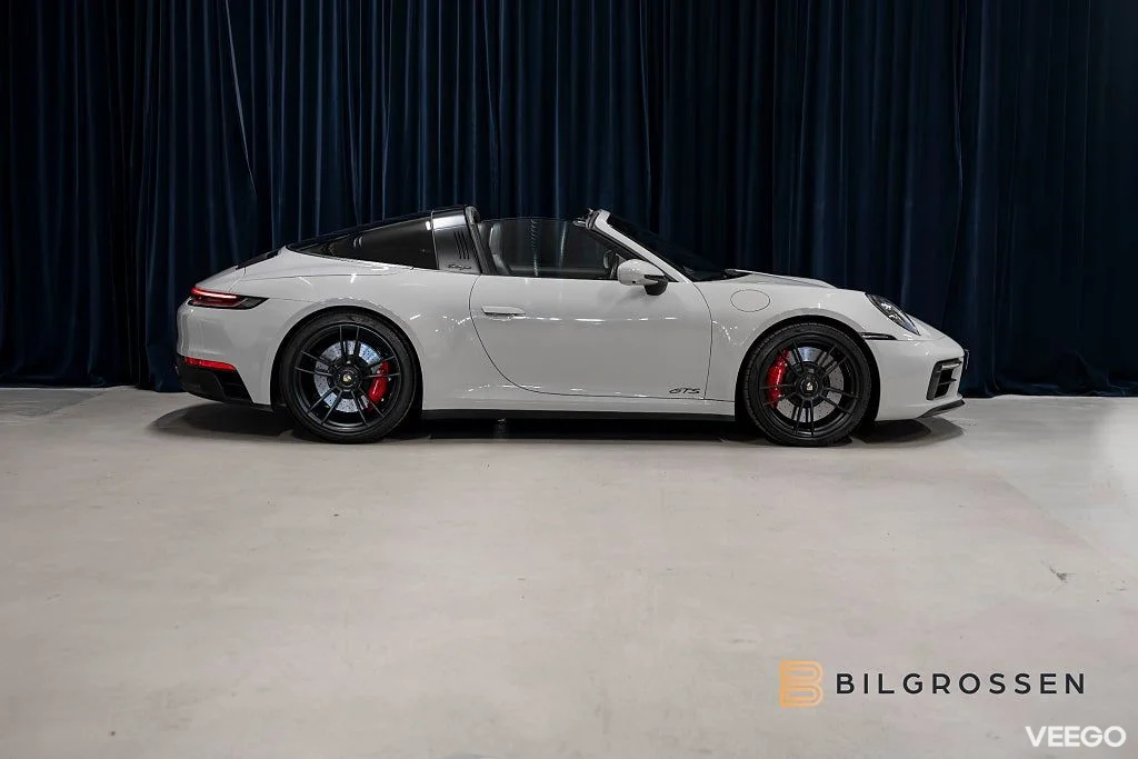 Porsche 911 Targa 4 GTS Lyft Bakaxel Sport Chron Plus Sportavg 353kW