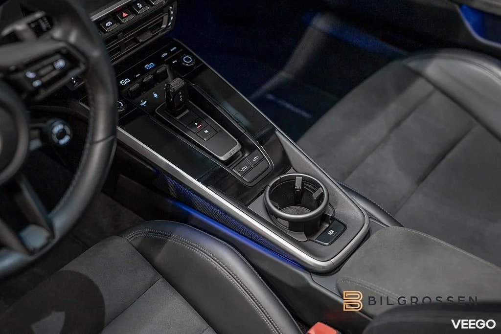 Porsche 911 Targa 4 GTS Lyft Bakaxel Sport Chron Plus Sportavg 353kW
