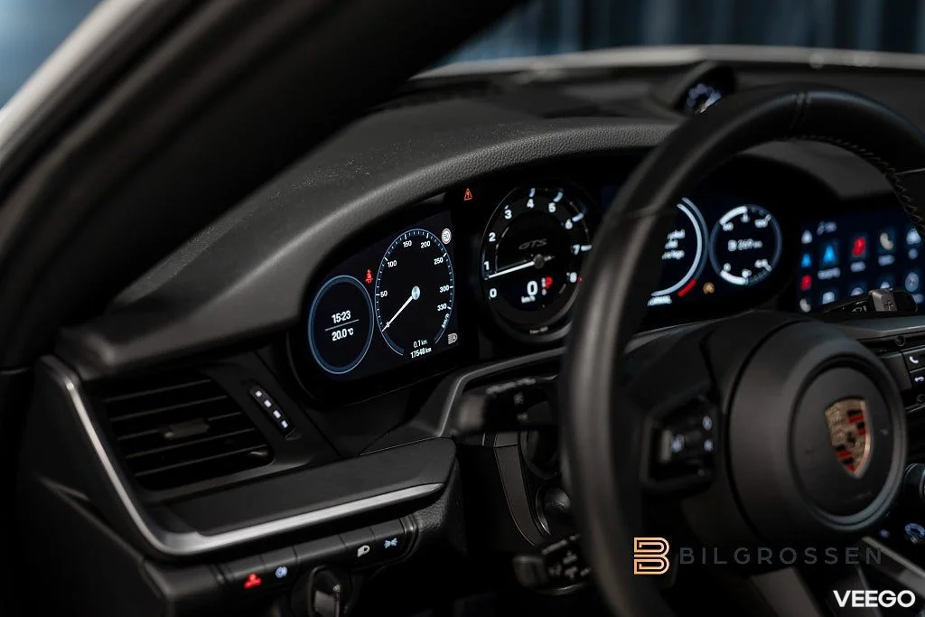 Porsche 911 Targa 4 GTS Lyft Bakaxel Sport Chron Plus Sportavg 353kW