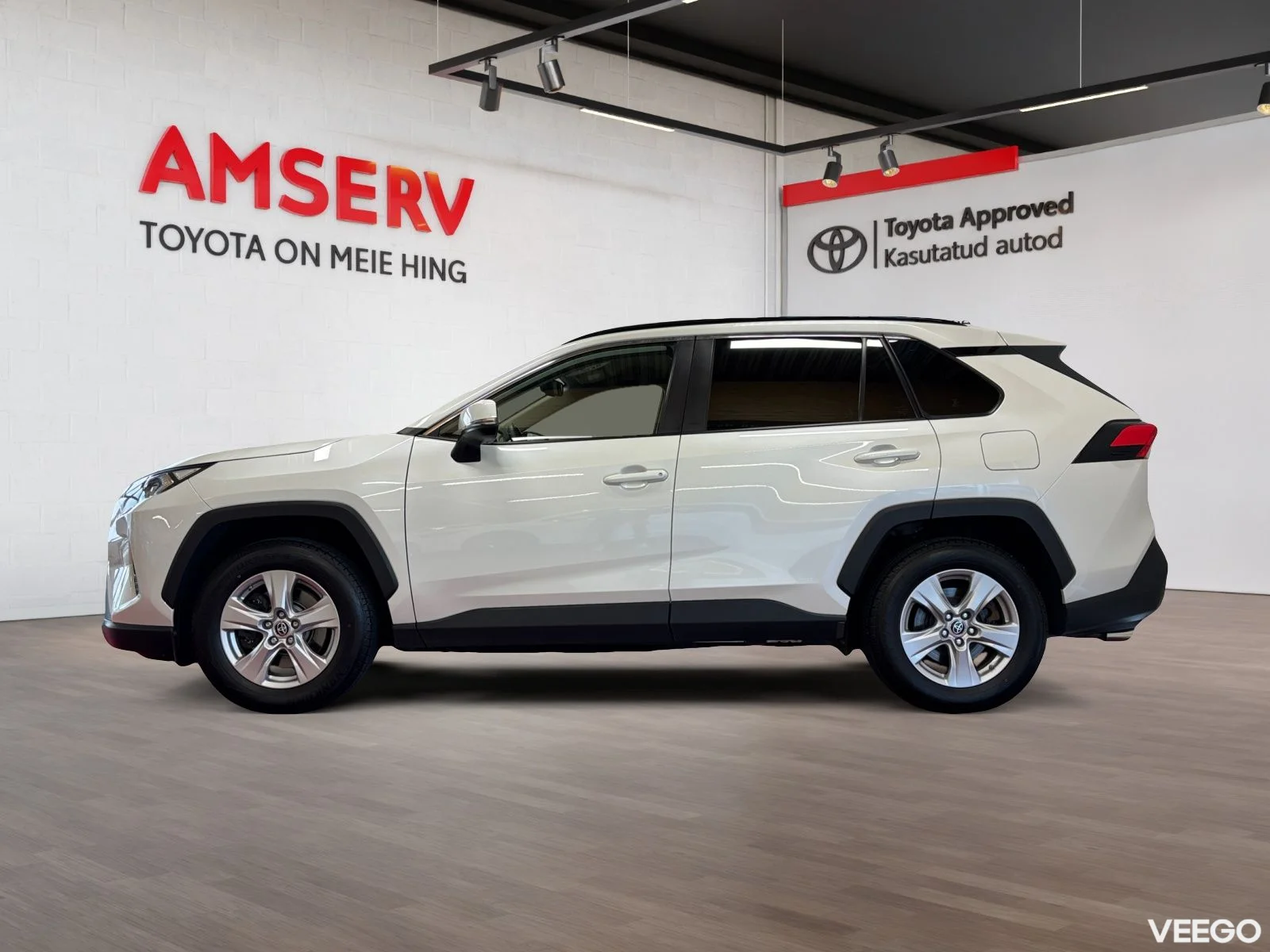 Toyota RAV4 Luxury 2 129kW