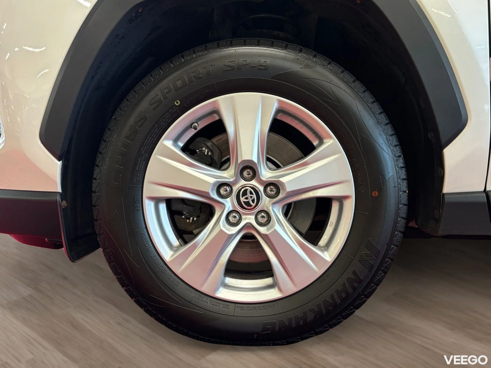 Toyota RAV4 Luxury 2 129kW