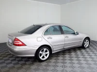 Mercedes-Benz C200 1.8 121kW thumbnail