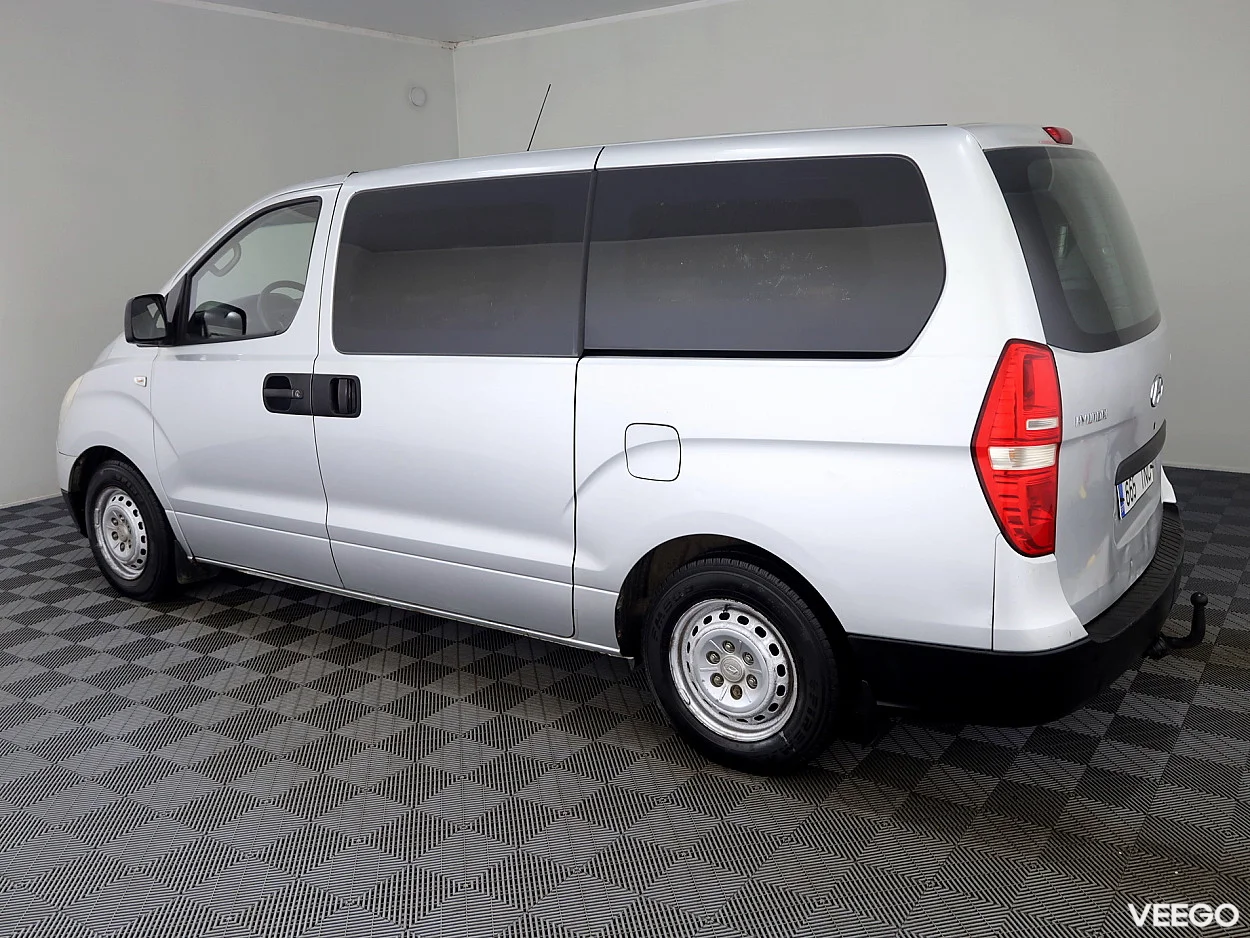 Hyundai H1 2.5 121kW